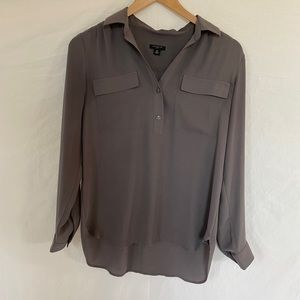 Ann taylor grey blouse button up shirt size small